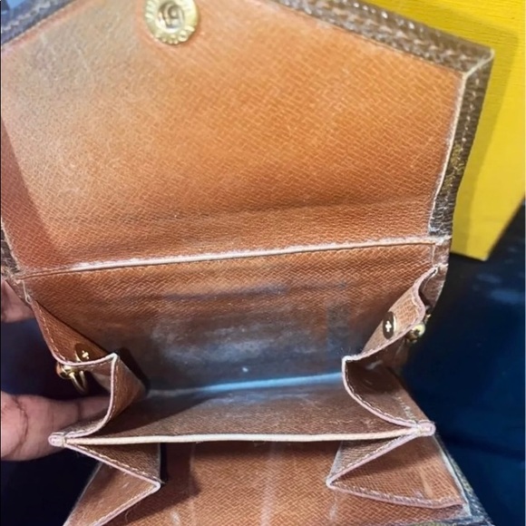 Authentic Louis Vuitton Monogram Elise Wallet - Picture 10 of 12